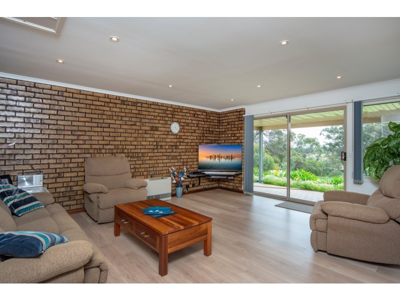 9 Conaghty Court, Woodcroft SA 5162