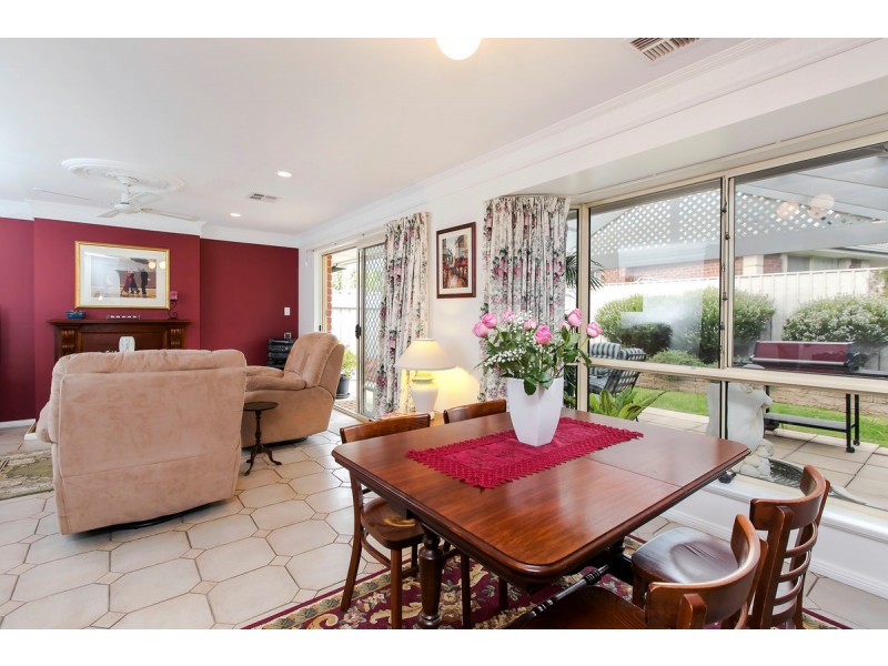 9 Zabica Avenue, Woodcroft SA 5162