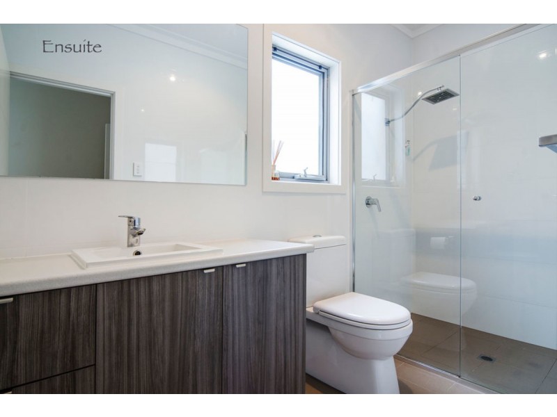 2A Robin Street, Port Noarlunga South SA 5167