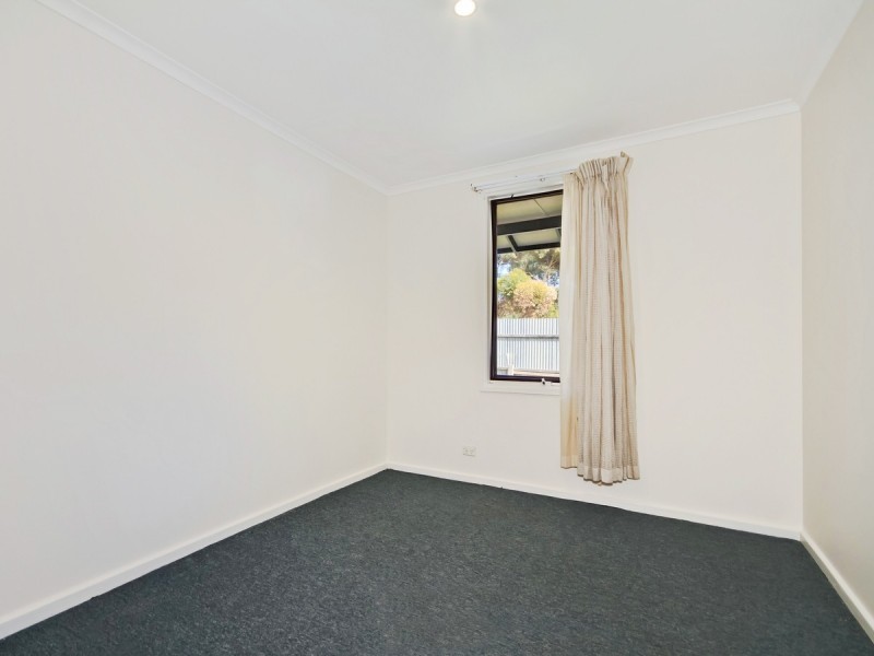 13 Catherine Crescent, Morphett Vale SA 5162