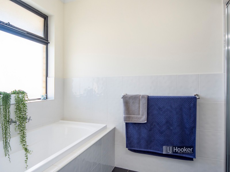 28 Wild Orchid Avenue, Aldinga Beach SA 5173