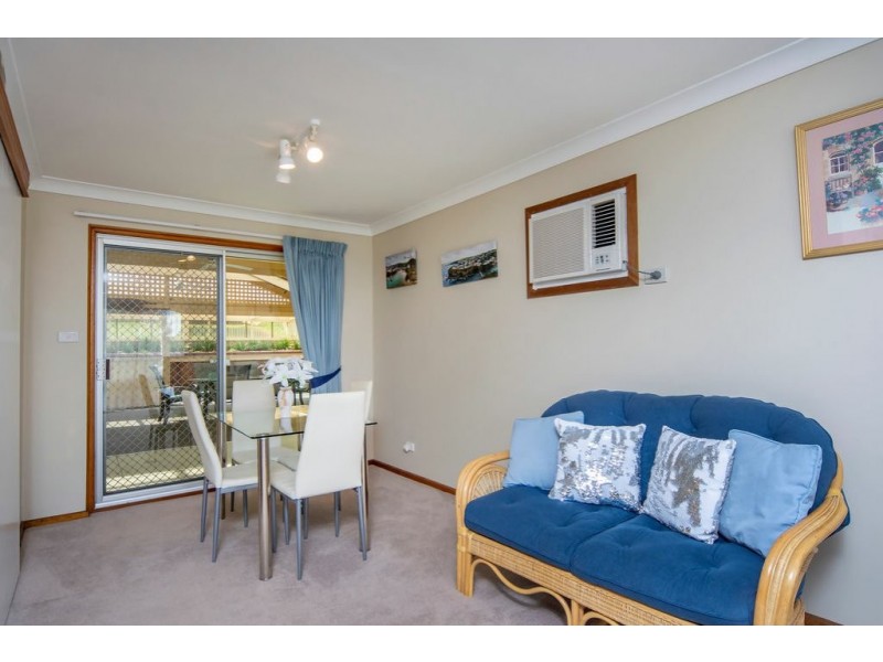 11 Flinders Crescent, Hackham SA 5163