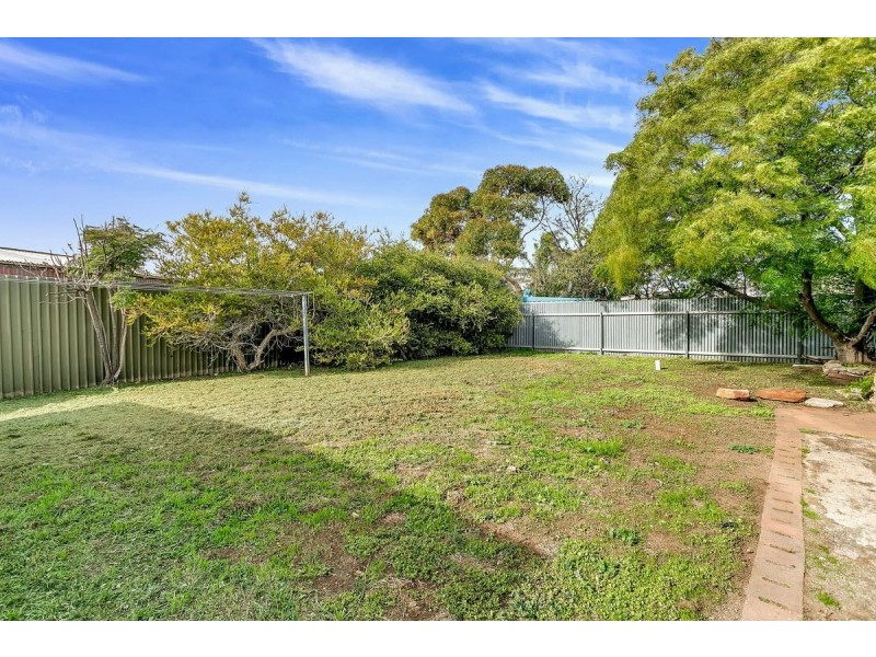 7 Martin Crescent, Aldinga Beach SA 5173
