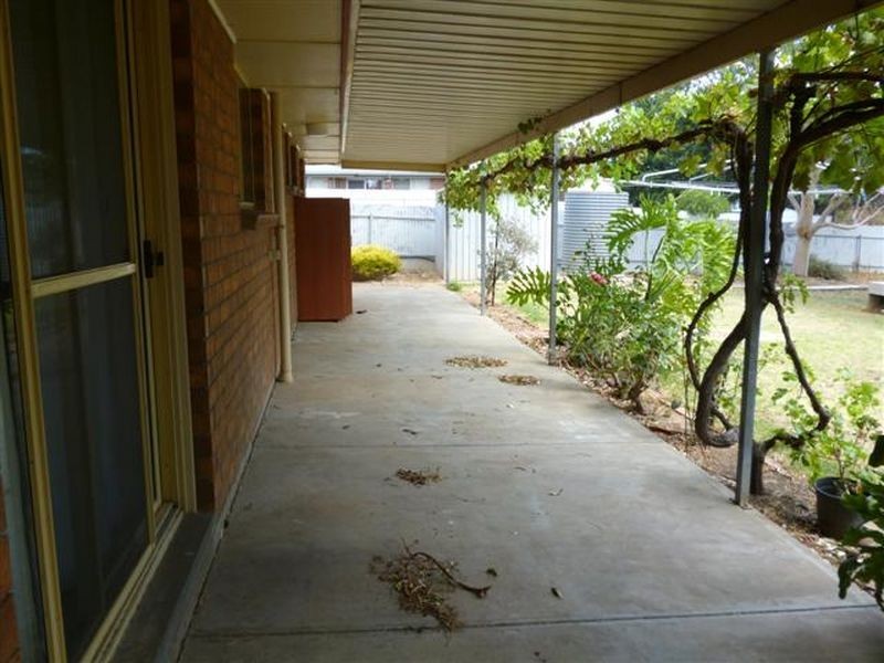 27 Fontaine Drive, Sellicks Beach SA 5174