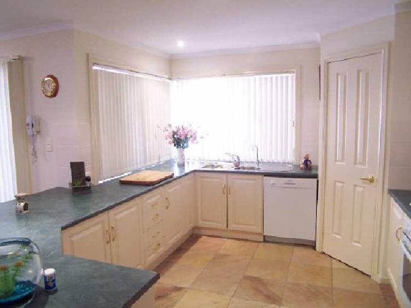 28 Harvey Crescent, Aldinga Beach SA 5173