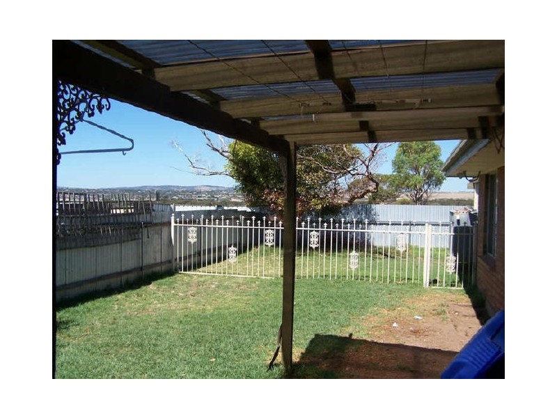 1 Geraldton Street, Port Noarlunga South SA 5167