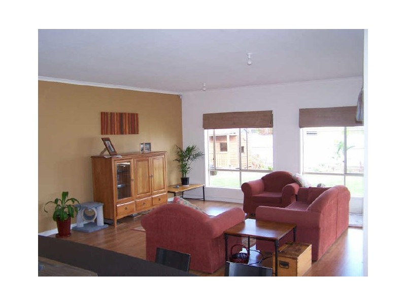 18 Jaguar Avenue, Port Willunga SA 5173