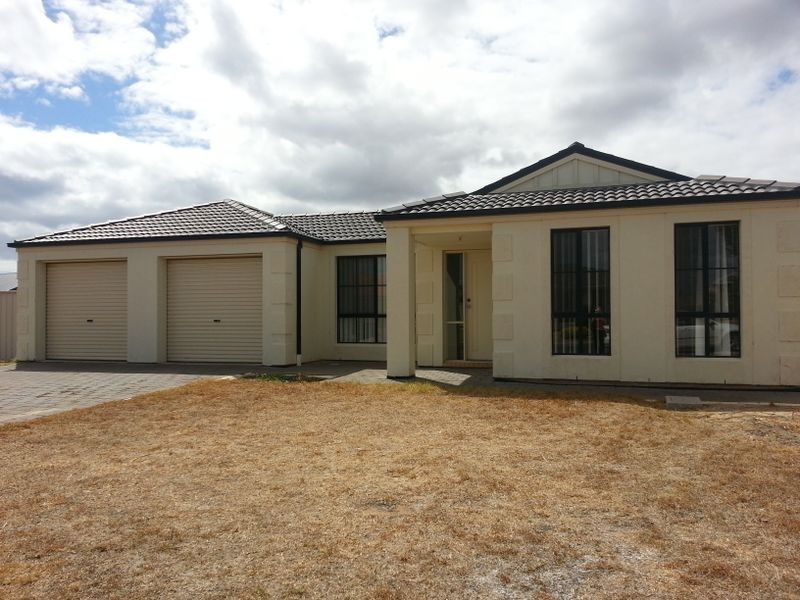 1 Blue Bay Avenue, Aldinga Beach SA 5173