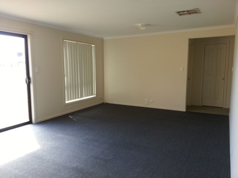 1 Blue Bay Avenue, Aldinga Beach SA 5173