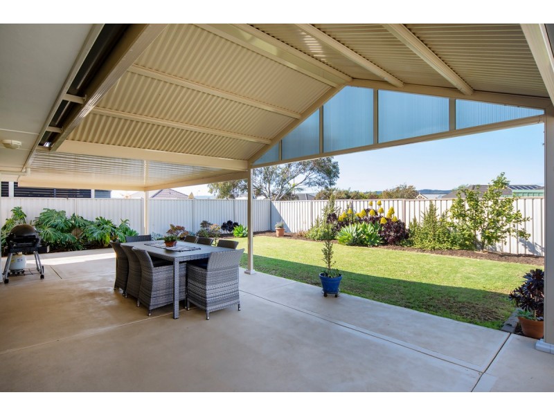 12 Cockle Avenue, Aldinga Beach SA 5173