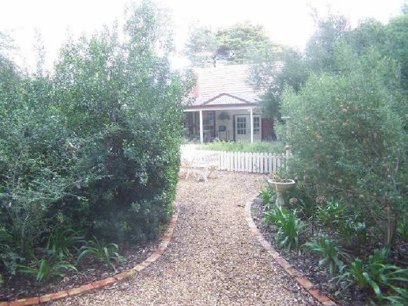 24 Main Road, Willunga SA 5172