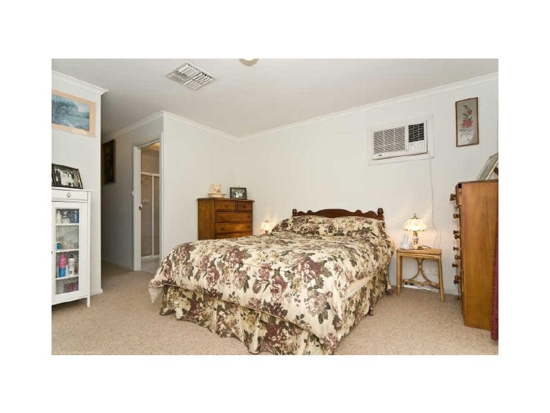 16 Pridham Boulevard, Aldinga Beach SA 5173