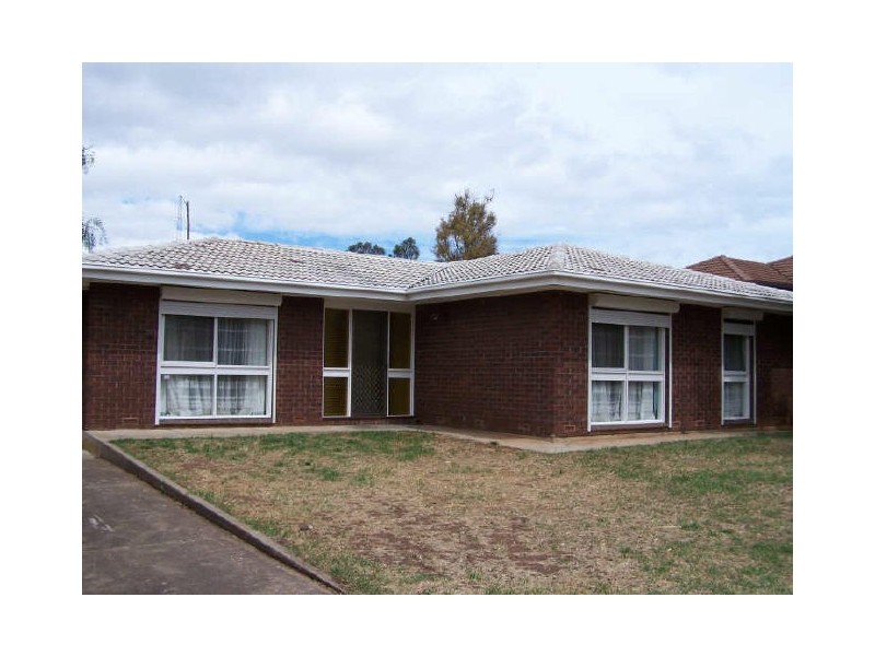 16 Holly Rise, Hackham West SA 5163