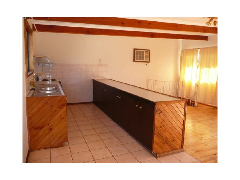 6 Glen Street, Aldinga Beach SA 5173