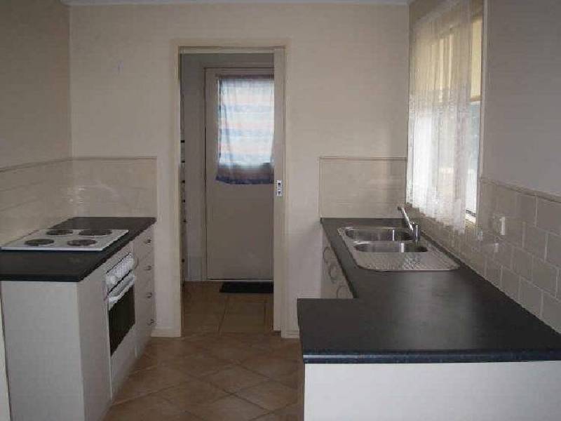 4 Walsh Street, Aldinga Beach SA 5173