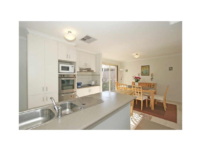 84 Pridham Boulevard, Aldinga Beach SA 5173