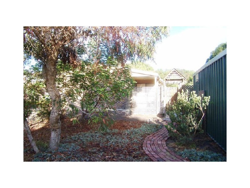 4 Quail Street, Aldinga Beach SA 5173