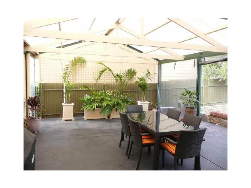 16 Stirling Avenue, Sellicks Beach SA 5174