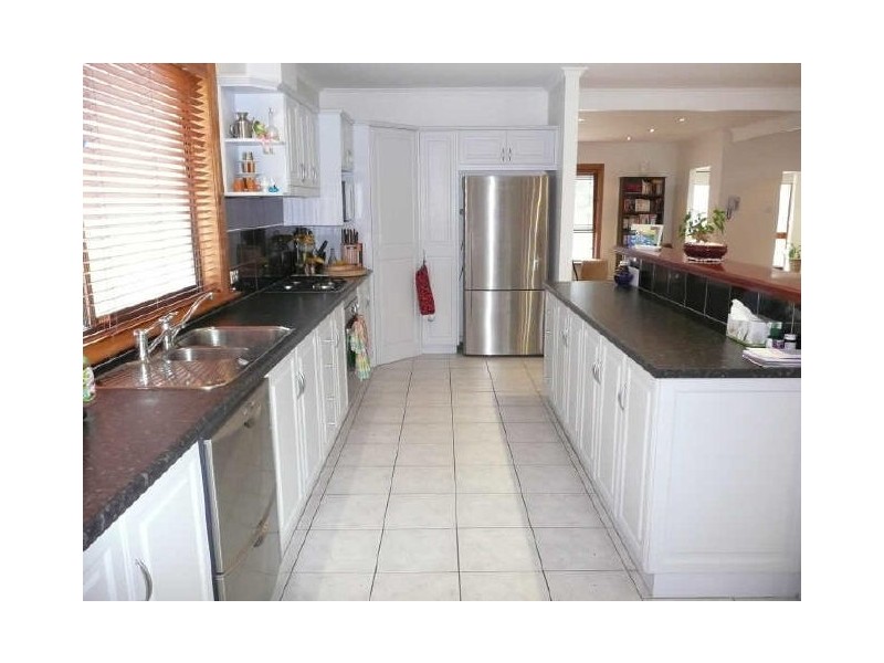 16 Stirling Avenue, Sellicks Beach SA 5174