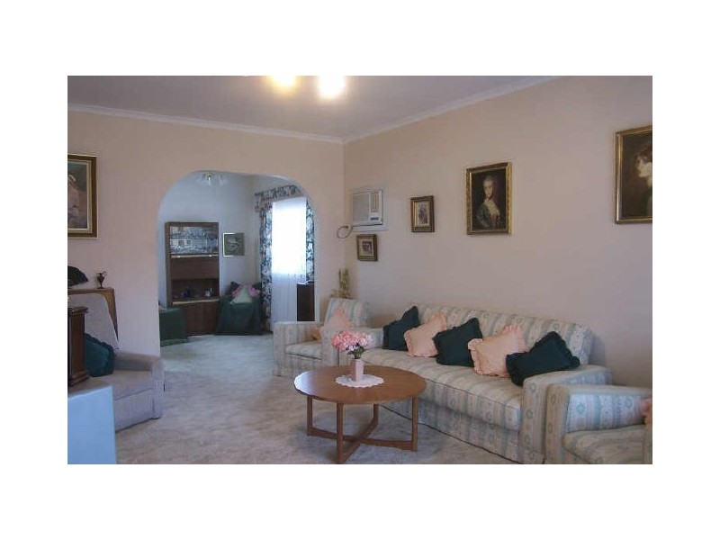 27 Coral Avenue, Port Willunga SA 5173