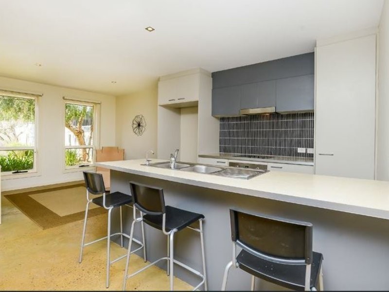 7A McBurney Crescent, Aldinga Beach SA 5173