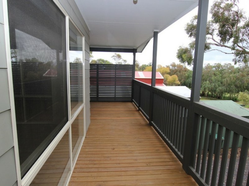 25 Stirling Avenue, Sellicks Beach SA 5174