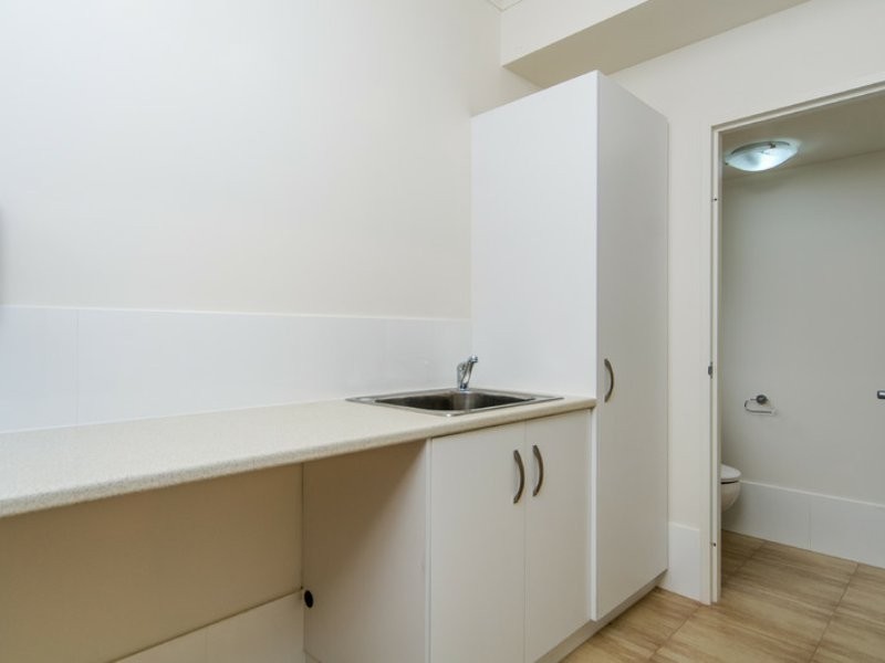 2/12 Whinnerah Avenue, Aldinga Beach SA 5173