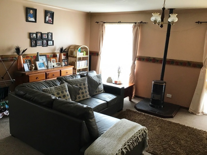 24 Beresford Avenue, Christie Downs SA 5164