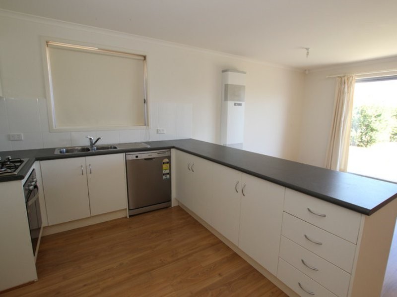 60A Quinliven Road, Aldinga Beach SA 5173