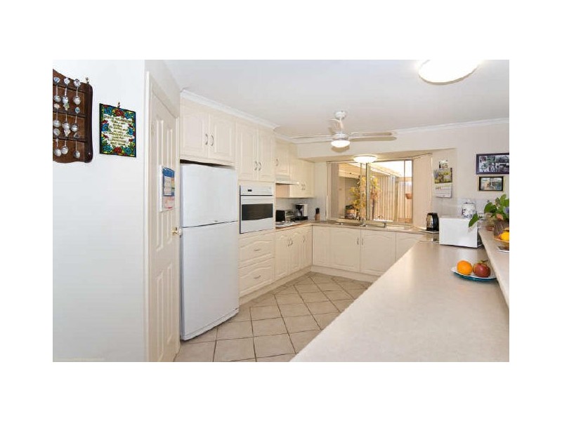 32 Harvey Crescent, Aldinga Beach SA 5173