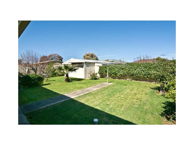 32 Harvey Crescent, Aldinga Beach SA 5173