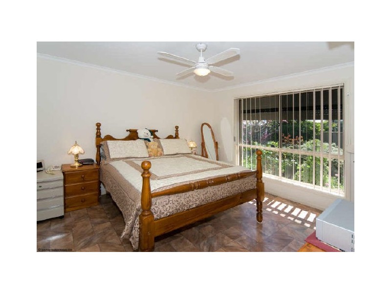 32 Harvey Crescent, Aldinga Beach SA 5173