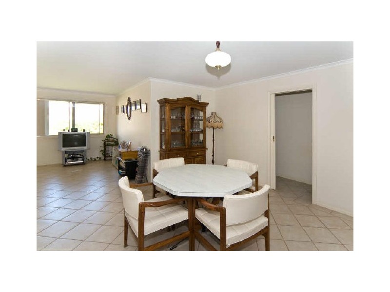 32 Harvey Crescent, Aldinga Beach SA 5173