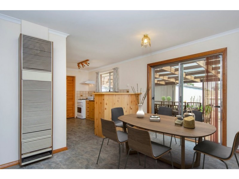7 Glenhelen Road, Morphett Vale SA 5162