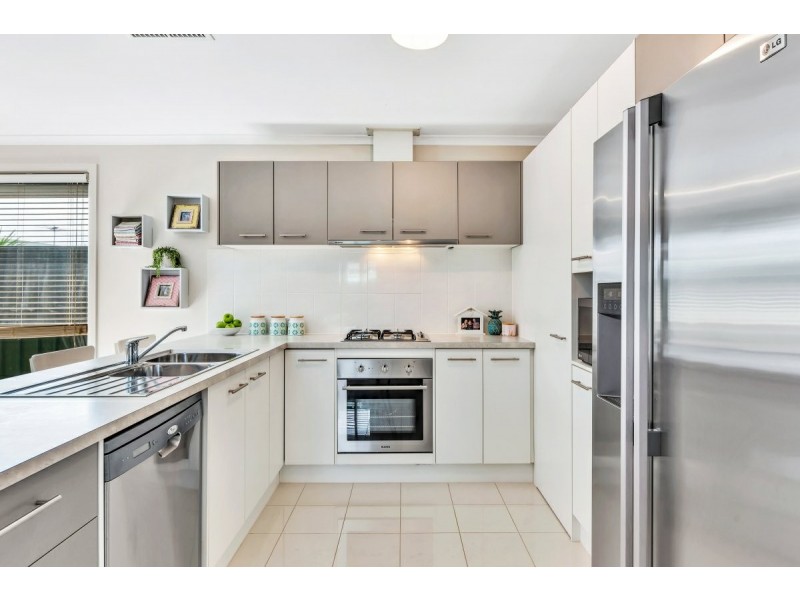 13 Sapphire Way, Aldinga Beach SA 5173