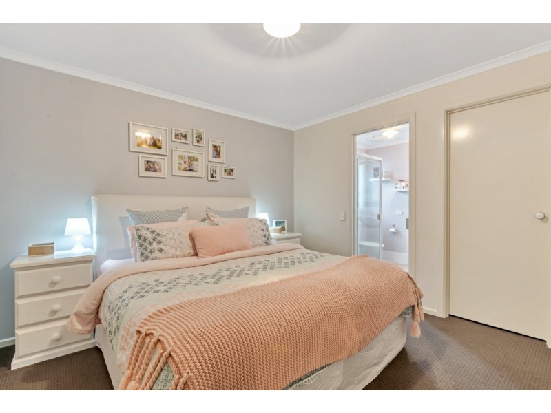 13 Sapphire Way, Aldinga Beach SA 5173