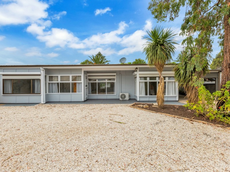 32 Jaguar Avenue, Port Willunga SA 5173