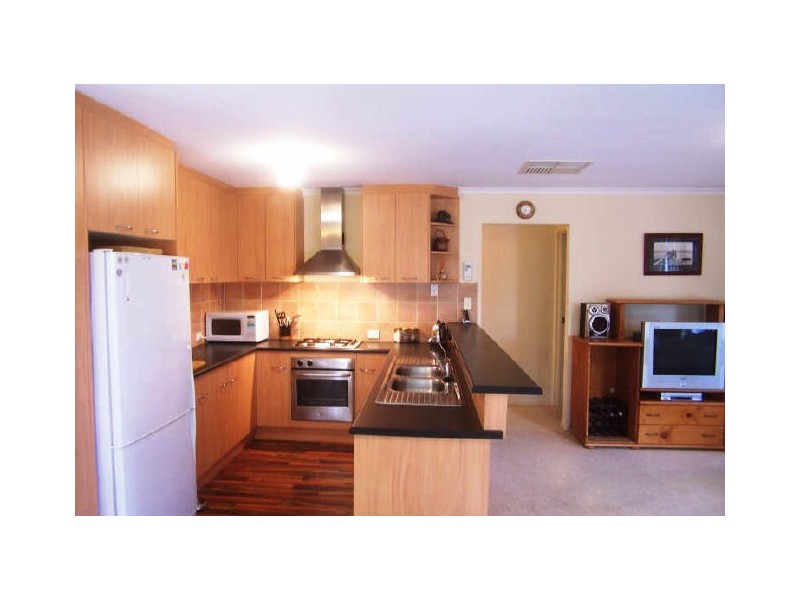 10 White Court, Aldinga Beach SA 5173