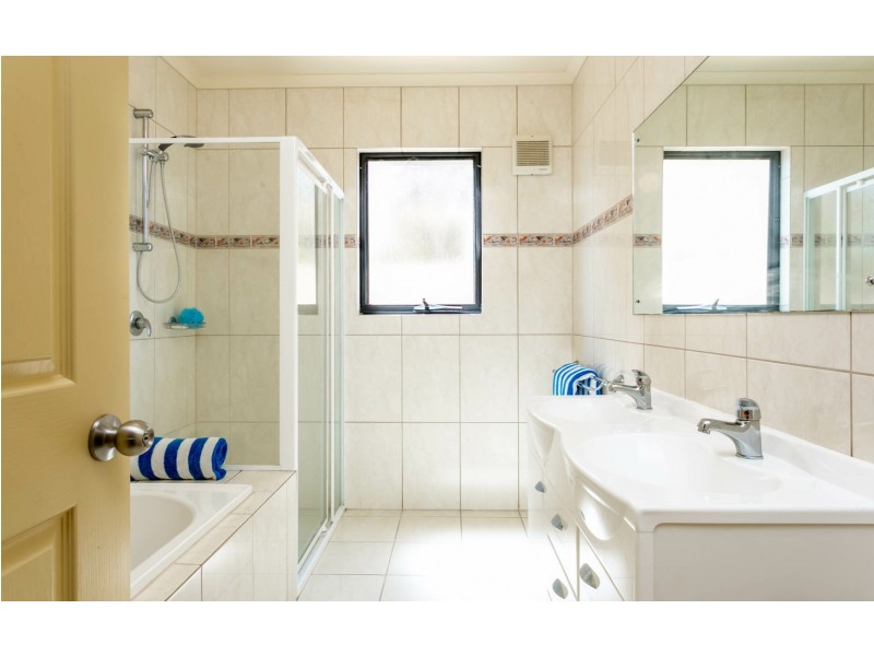 33 Padman Crescent, Middleton SA 5213