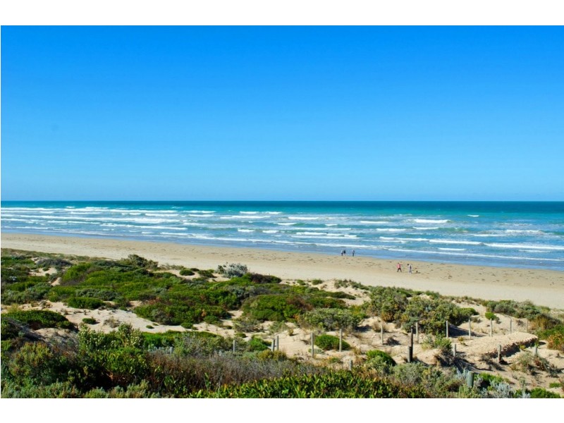 25 Kightley Road, Goolwa Beach SA 5214