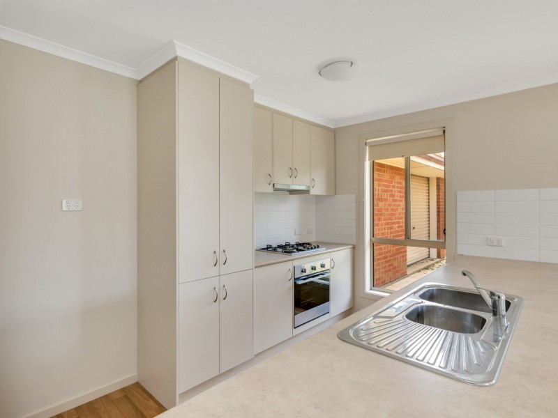3 Burton Bank, Aldinga Beach SA 5173