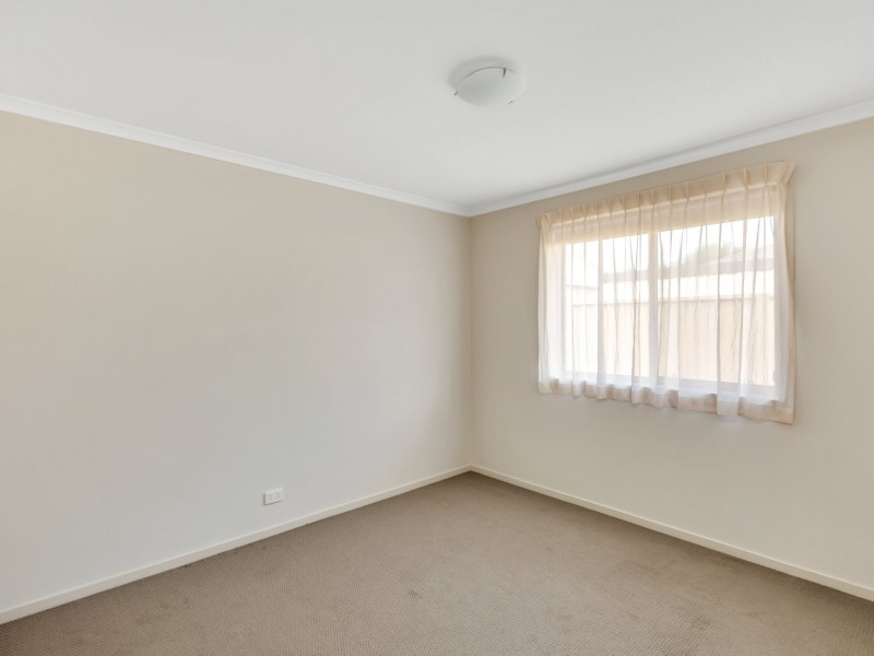 3 Burton Bank, Aldinga Beach SA 5173
