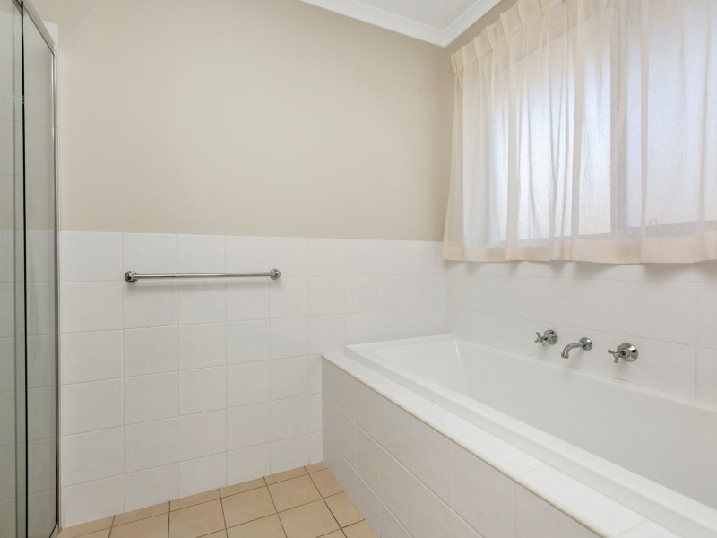 3 Burton Bank, Aldinga Beach SA 5173