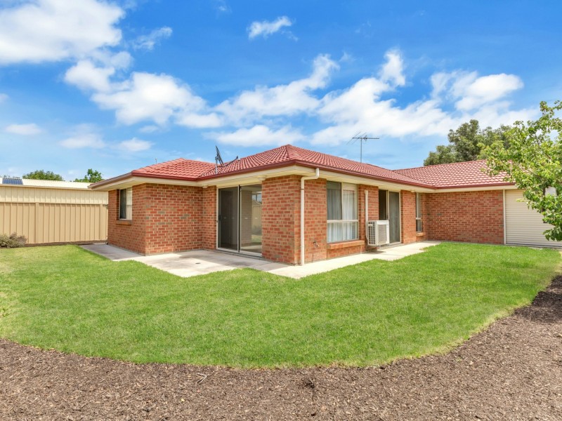 3 Burton Bank, Aldinga Beach SA 5173