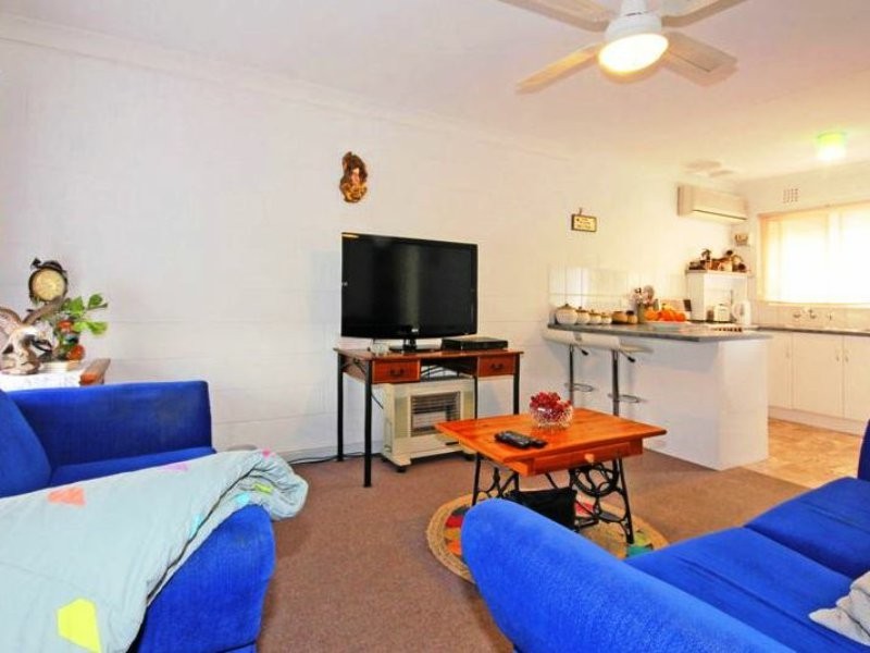 2/38 Maturin Avenue, Christies Beach SA 5165