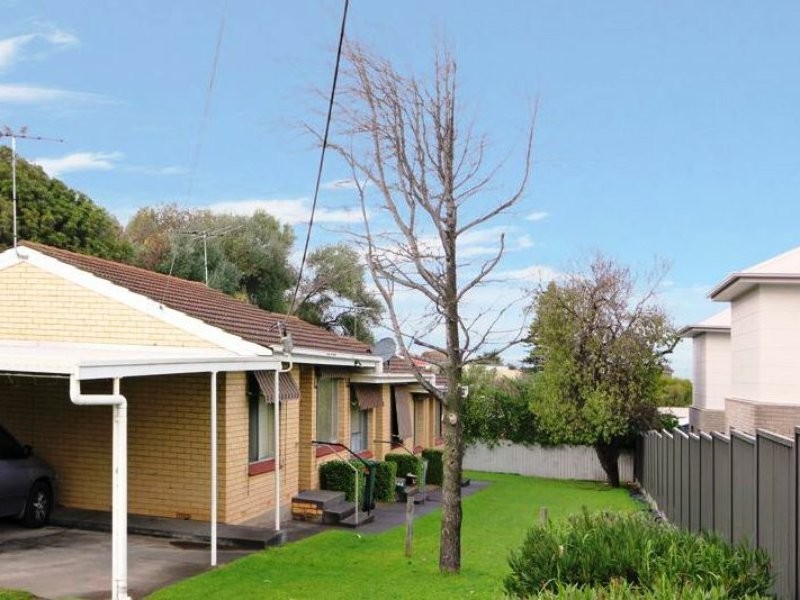 2/38 Maturin Avenue, Christies Beach SA 5165