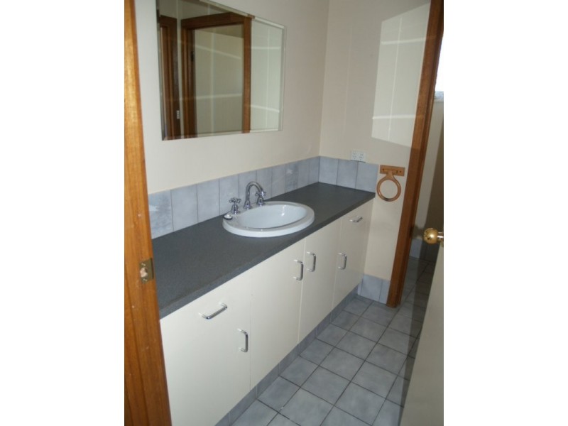 14 Queens Way, Woodcroft SA 5162