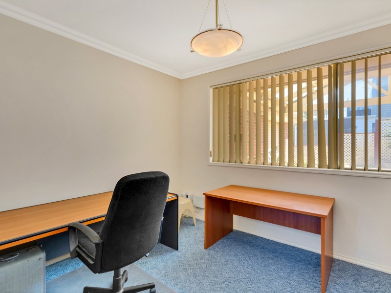 1 Marlin Road, Port Willunga SA 5173