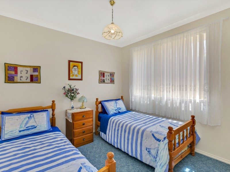 1 Marlin Road, Port Willunga SA 5173