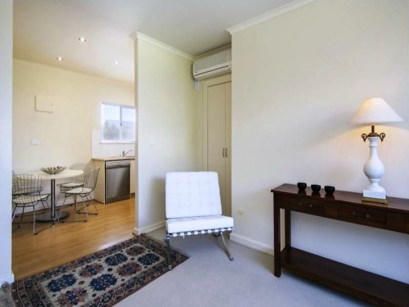 12/4 Bristol Place, Glenelg South SA 5045